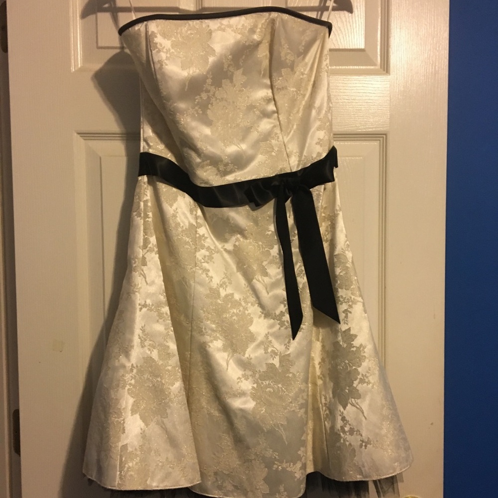 White and black short dress